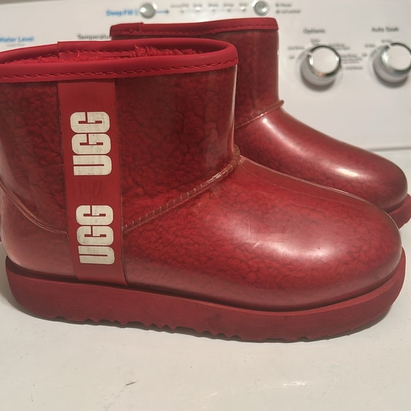 UGG Classic Clear Mini II Boots Red - Picture 3 of 4